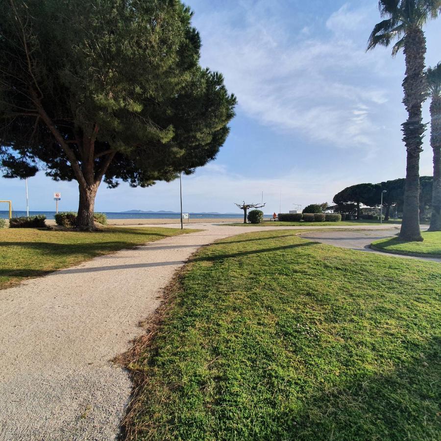 Appartement Residence La Plage 4 **** La Londe-les-Maures Exteriör bild